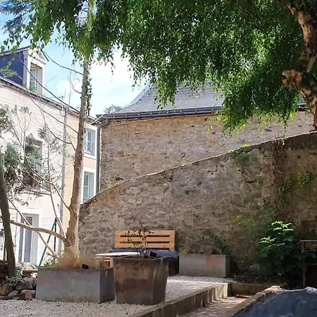 Cosy Rdc Centre Vu Chateau Et Jardin 아파트 라발