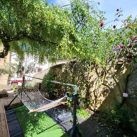 Cosy Rdc Centre Vu Chateau Et Jardin