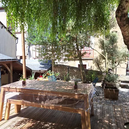 דירה Cosy Rdc Centre Vu Chateau Et Jardin לאבאל