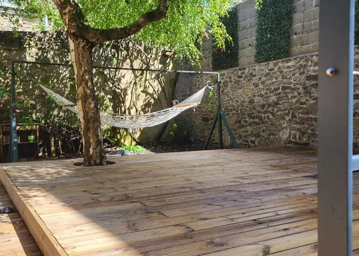 Appartamento Cosy Rdc Centre Vu Chateau Et Jardin Laval (Mayenne)